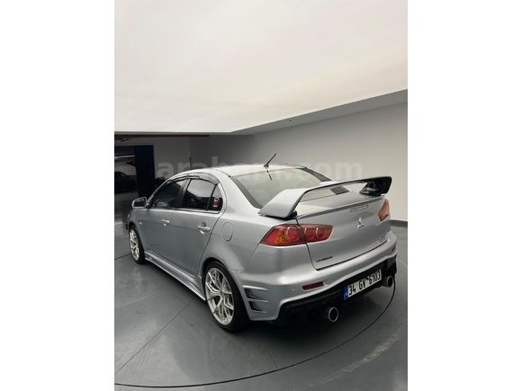 Sahibinden Mitsubishi Lancer 1.5 Invite 2010 Model   Gri (Gümüş)