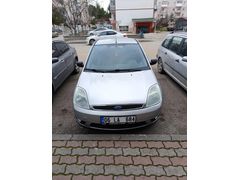 Sahibinden ACİL Ford Fiesta 1.4 Ghia 2003 Model  262 bin km