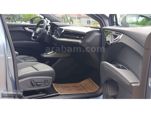Q4 45 E TRON 2024 MODEL İLK SAHİBİNDEN 25 BİN KM