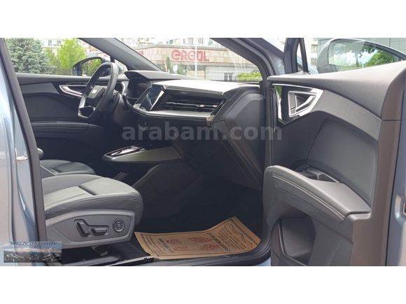 Q4 45 E TRON 2024 MODEL İLK SAHİBİNDEN 25 BİN KM