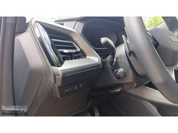 Q4 45 E TRON 2024 MODEL İLK SAHİBİNDEN 25 BİN KM