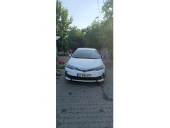 Sahibinden Toyota Corolla 1.4 D-4D Touch 2017 Model  261.000 km Beyaz