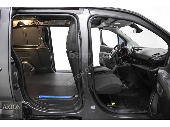 2023 MODEL//70 BİN KM ORJİNAL CORGO XL ÇİFT SÜRGÜLÜ FULL PAKET