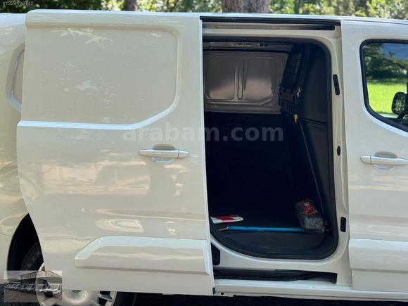 ŞENTÜRK'TEN 2024 HATASIZ ÇİFT SÜRGÜ 1.5 COMBO CARGO 30DK KREDİ