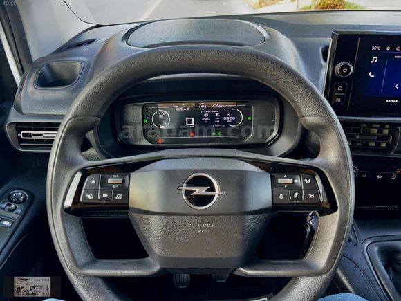 2024 MODEL 37000 KM'DE BOYASIZ OPEL COMBO CARGO 1.5 D EDITION