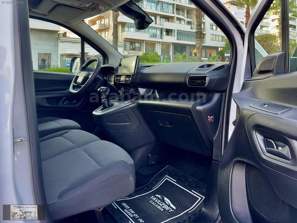 2024 MODEL 37000 KM'DE BOYASIZ OPEL COMBO CARGO 1.5 D EDITION