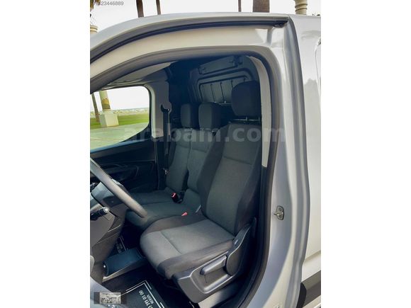 2024 MODEL 37000 KM'DE BOYASIZ OPEL COMBO CARGO 1.5 D EDITION