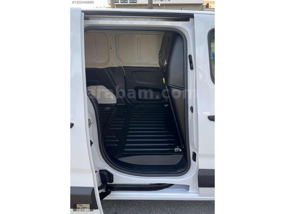 2024 MODEL 37000 KM'DE BOYASIZ OPEL COMBO CARGO 1.5 D EDITION