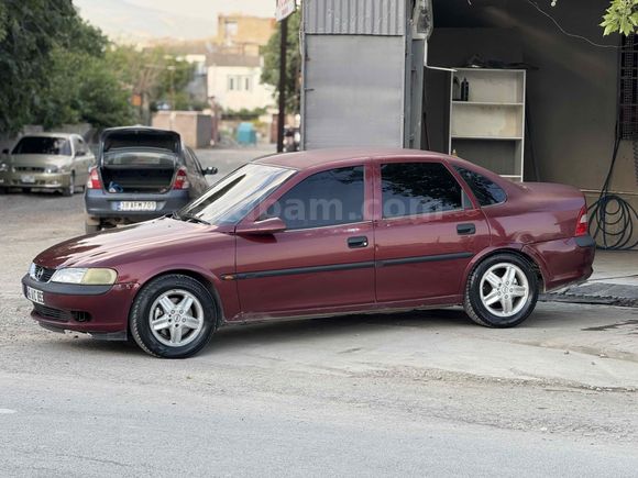 Sahibinden Opel Vectra 2.0 GLS 1998 Model 