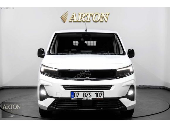 2025 ÇIKIŞLI 60 BİN KM ORJİNAL UZUN ŞAŞE ÇİFT SÜRGÜ FULL+FULL