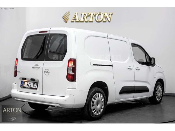 2025 ÇIKIŞLI 60 BİN KM ORJİNAL UZUN ŞAŞE ÇİFT SÜRGÜ FULL+FULL