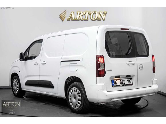 2025 ÇIKIŞLI 60 BİN KM ORJİNAL UZUN ŞAŞE ÇİFT SÜRGÜ FULL+FULL