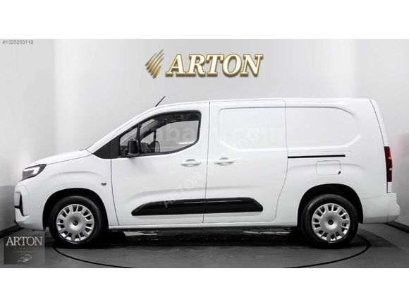 2025 ÇIKIŞLI 60 BİN KM ORJİNAL UZUN ŞAŞE ÇİFT SÜRGÜ FULL+FULL