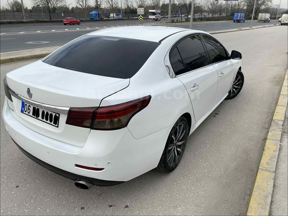Sahibinden Renault Latitude 1.5 dCi Executive 2013 Model 