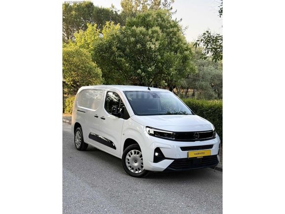 HATASIZ BOYASIZ %20FATURALI ÇİFT SÜRGÜ OPEL COMBO CARGO G.PAKET