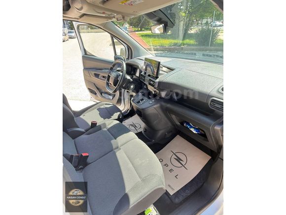 Combo Cargo Ultimate XL Otomatik vites 33.000 km