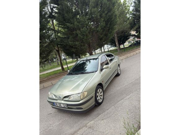 Sahibinden Renault Megane 1.6 RNA 1999 Model 