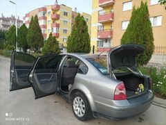 Sahibinden Volkswagen Passat 1.6 2004 Model  400.000 km Füme