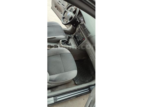 Sahibinden Volkswagen Passat 1.6 2004 Model Füme