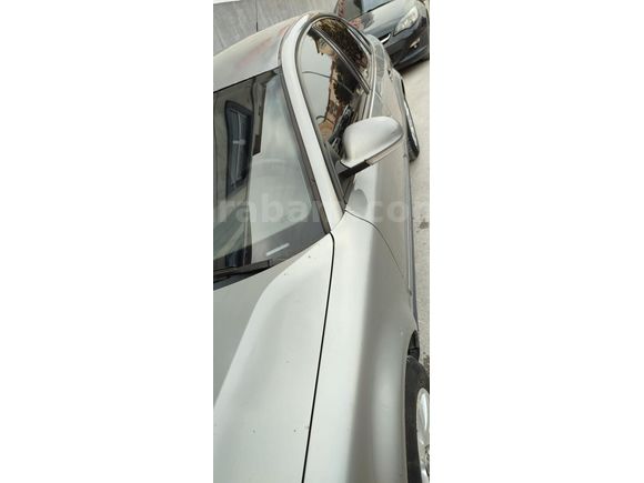 Sahibinden Volkswagen Passat 1.6 2004 Model Füme