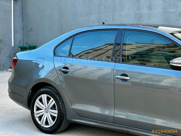 2017 JETTA 1.2 TSİ DSG TRENDLİNE 32.000 KM