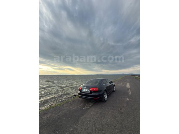 Sahibinden Volkswagen Jetta 1.6 TDi Comfortline 2014 Model