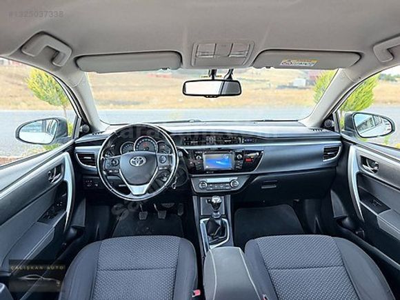 COROLLA 1.6 ADVANCE EMSALSIZ TEMİZLİKTE