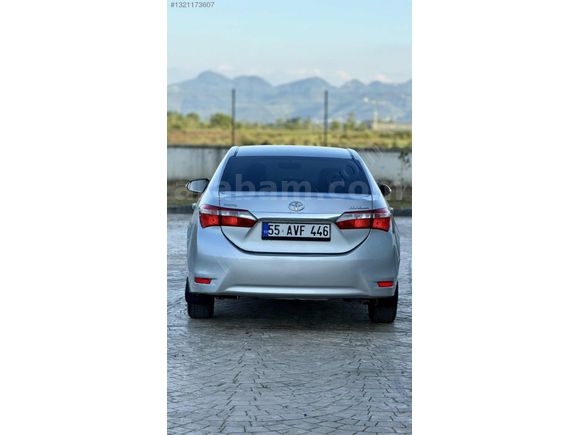 BEREKET OTOMOTİVDEN 1.6 2015 MODEL COROLLA