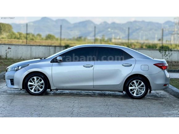 BEREKET OTOMOTİVDEN 1.6 2015 MODEL COROLLA