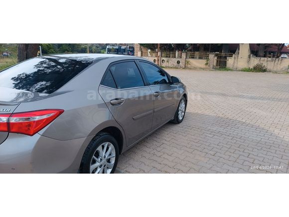 OTOMATİK VİTES BOYASIZ SERVİS BAKIMLI