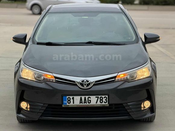 COROLLA 1.6 ADVANCE EN DOLUSU