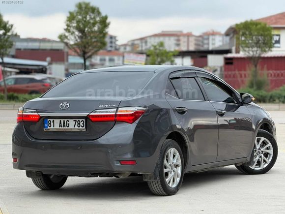 COROLLA 1.6 ADVANCE EN DOLUSU