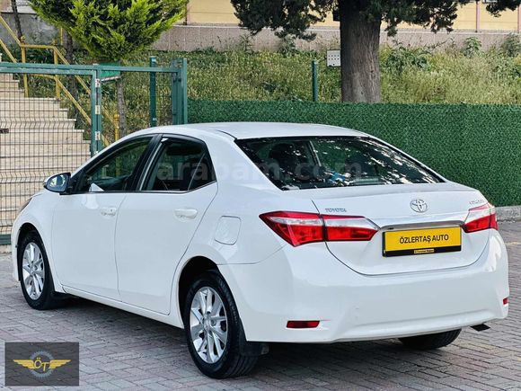 İLK SAHİBİNDEN SERVİS BAKIMLI COROLLA 1.6