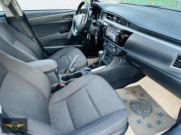 İLK SAHİBİNDEN SERVİS BAKIMLI COROLLA 1.6