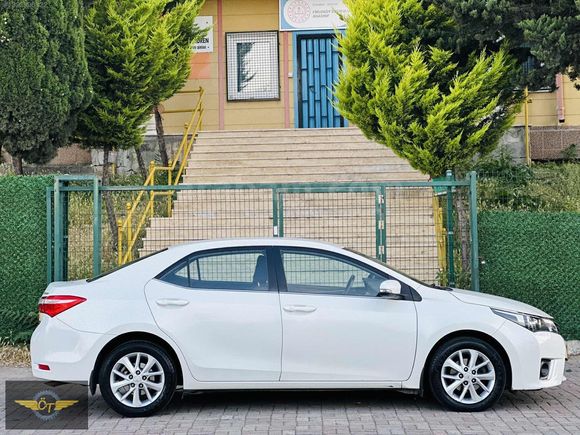 İLK SAHİBİNDEN SERVİS BAKIMLI COROLLA 1.6