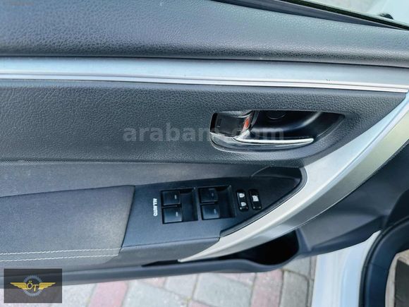 İLK SAHİBİNDEN SERVİS BAKIMLI COROLLA 1.6