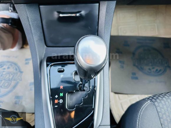 İLK SAHİBİNDEN SERVİS BAKIMLI COROLLA 1.6