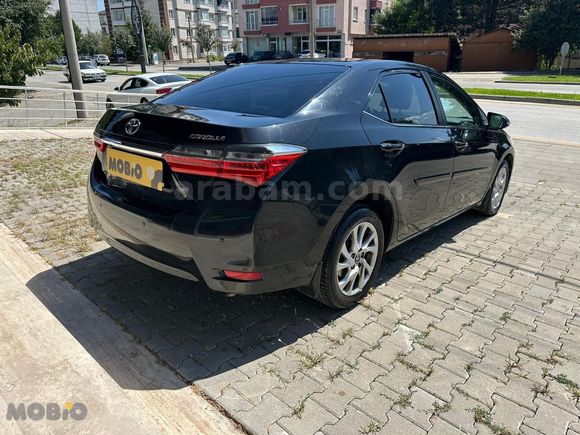 MOBİO'DAN 2017 MODEL COROLLA 145BİN KMDE BOYA DEĞİŞEN YOK