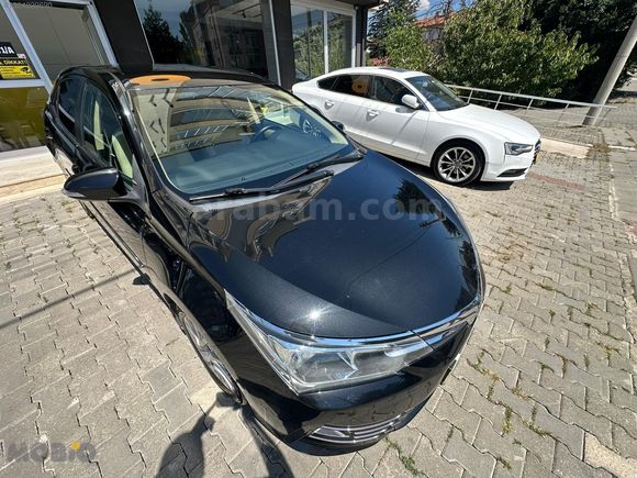 MOBİO'DAN 2017 MODEL COROLLA 145BİN KMDE BOYA DEĞİŞEN YOK