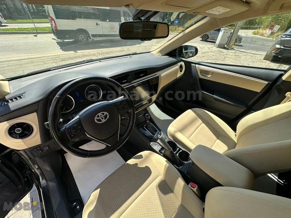 MOBİO'DAN 2017 MODEL COROLLA 145BİN KMDE BOYA DEĞİŞEN YOK