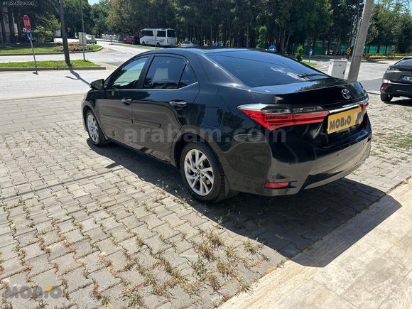 MOBİO'DAN 2017 MODEL COROLLA 145BİN KMDE BOYA DEĞİŞEN YOK