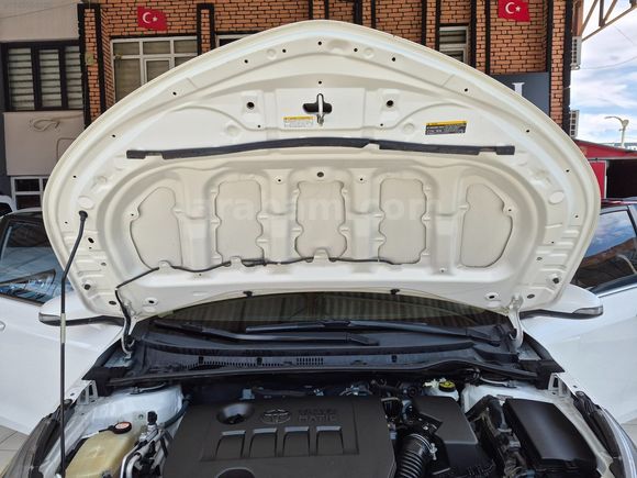 GÜLDALI'DAN 2015MODEL 112000KM'DE HATASIZ 1.6 OTOMATİK COROLLA