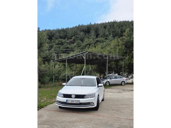Sahibinden Volkswagen Jetta 1.6 TDi Trendline 2015 Model  270.000 km Beyaz