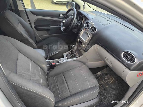 Sahibinden Ford Focus 1.6 TDCi Titanium 2011 Model 