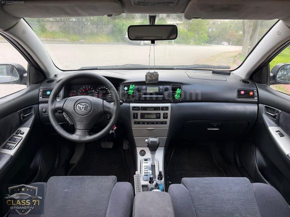 CLASS 71'DEN 2004 OTOMATİK VİTES COROLLA EMSALSİZ TEMİZLİKTE...