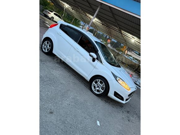 Sahibinden Ford Fiesta 1.5 TDCi Trend X 2015 Model DÜŞÜK KM