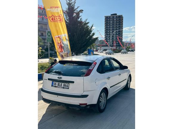 Sahibinden Ford Focus 1.6 Trend 2006 Model