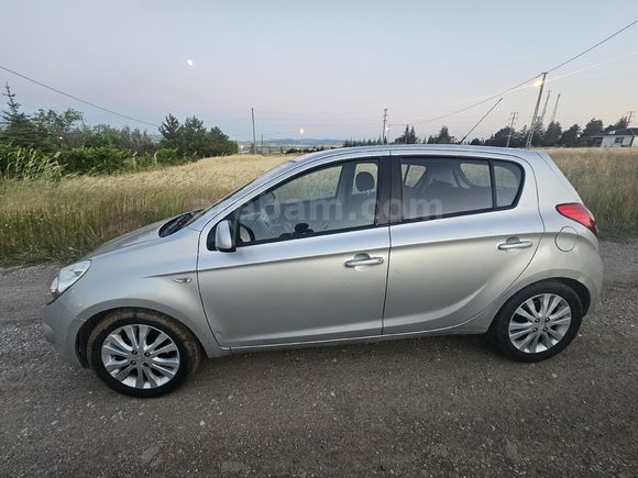 Sahibinden Hyundai i20 1.4 CRDi Style 2009 Model