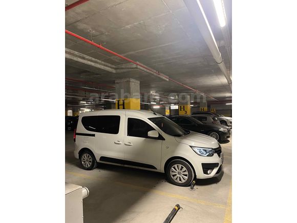 Sahibinden Renault Express 1.5 BlueDCI Joy 2022 Model 