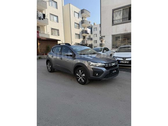 AUTO CMR'DEN 2025 SANDERO OTOMATİK HASAR KAYITSIZ!!! K.K. TKST